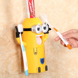 Collection of Dozator pentru Pasta de dinti, 3 in 1, in forma de Minion in a gallery layout